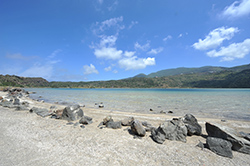 Spiaggia Lago Specchio di Venere